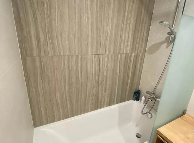 Διαμέρισμα Bonnie-premium Lelle Waterfront Private