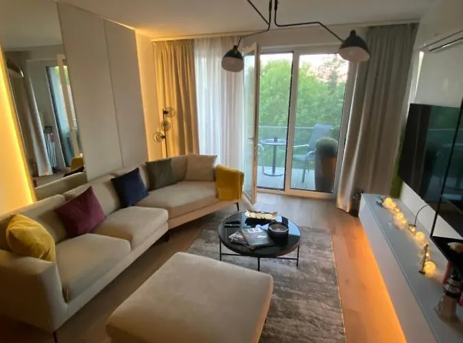 Διαμέρισμα Bonnie-premium Lelle Waterfront Private